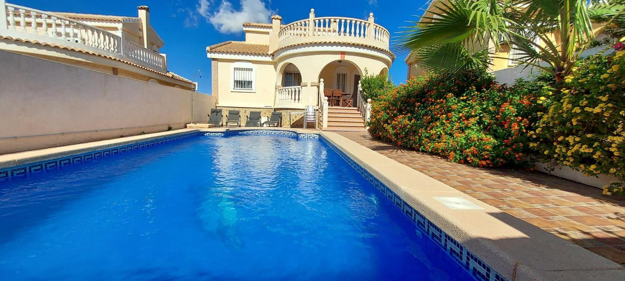 Agradable Con Piscina Privada Villa *