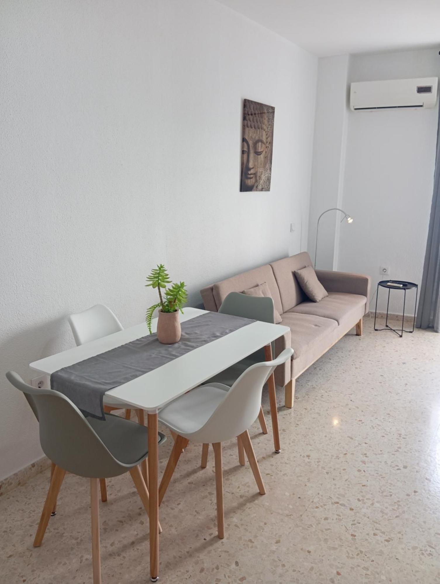 Leo's Apartment