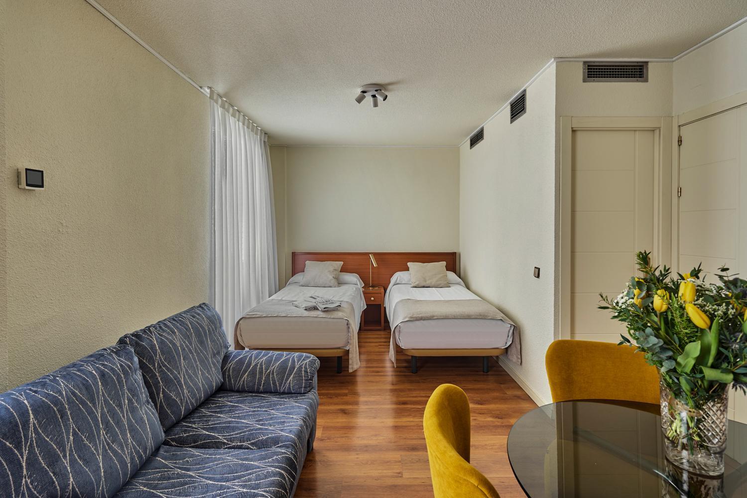 Apartahotel Juan Bravo 2*
