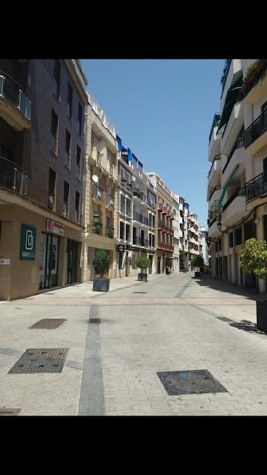 Centrico Con Terraza Y Parking * Huelva