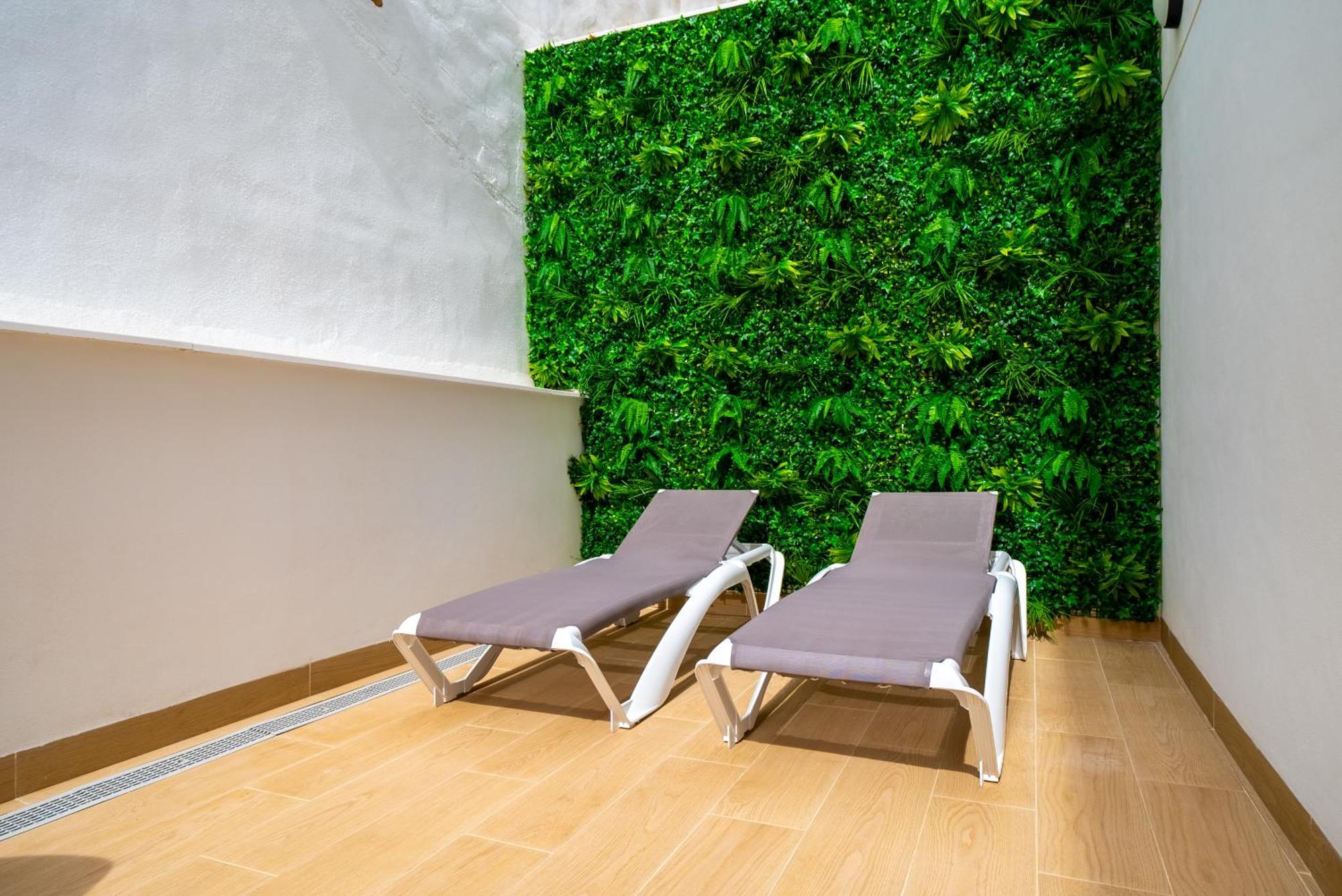 Smart Guest house *