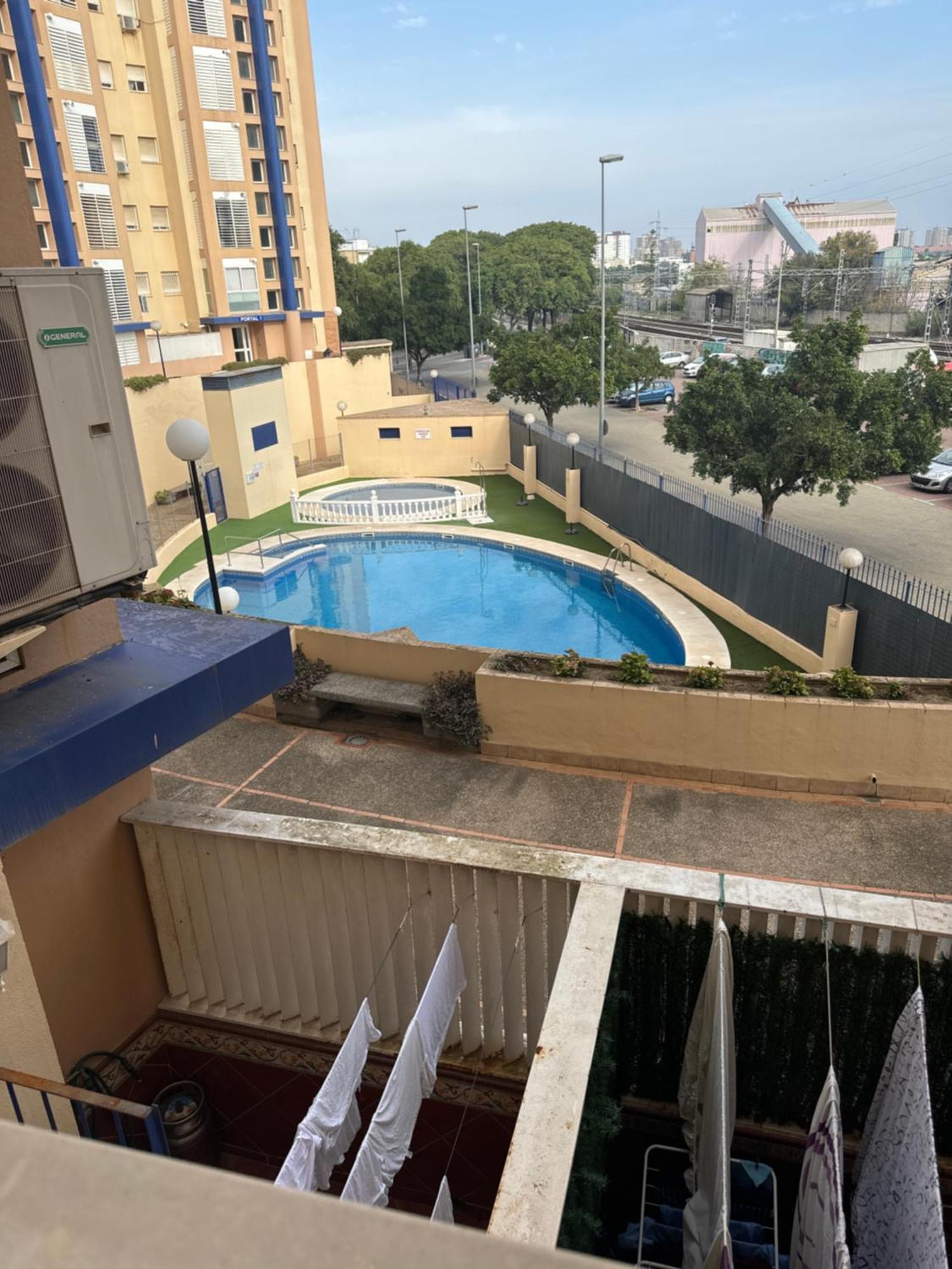 Piso De 3 Con Garaje Apartment