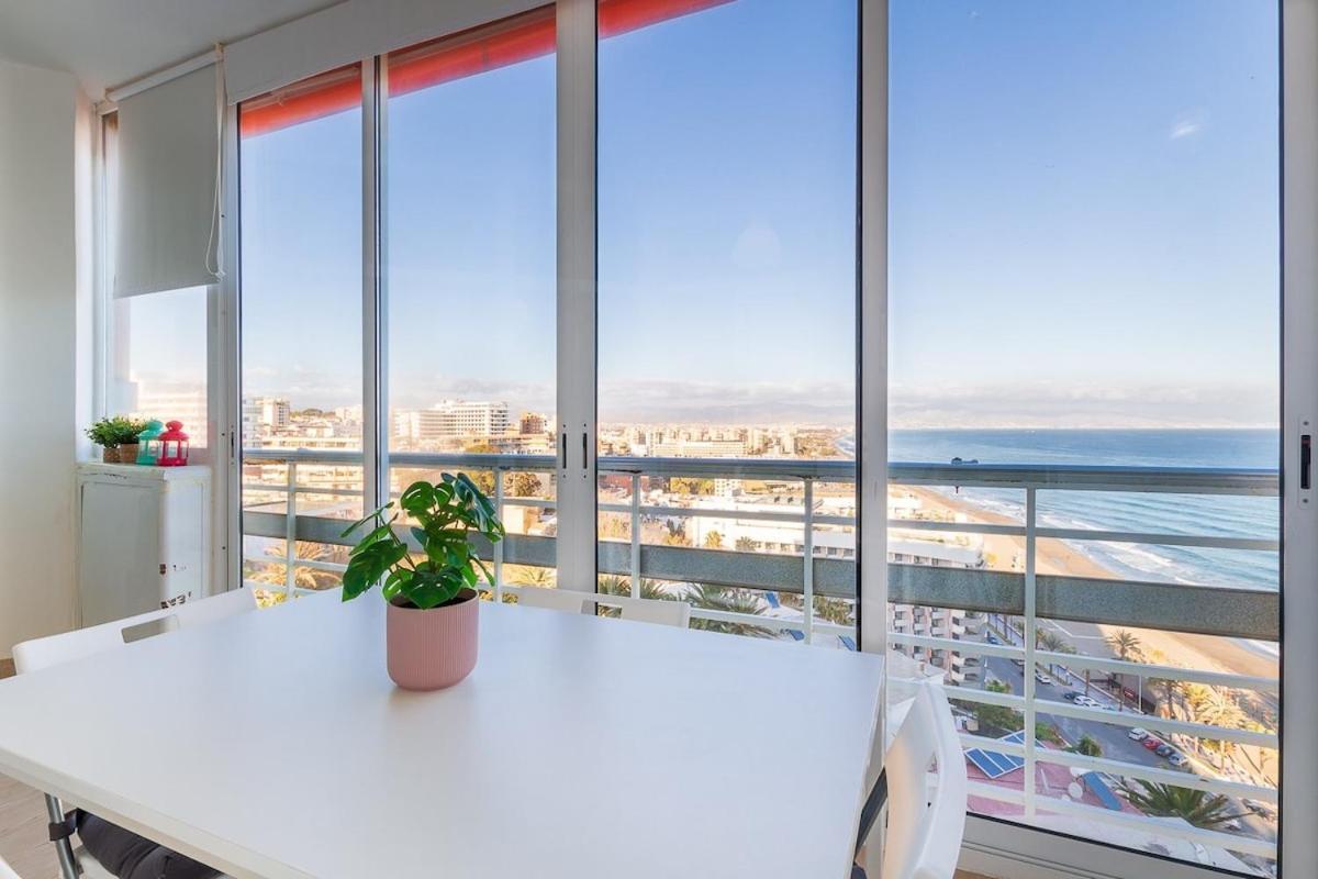 ¡magníficas Vistas Al Mar! Piscina Y Wifi Gratis * Torremolinos