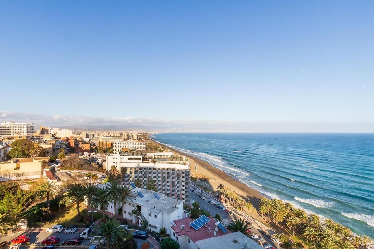 ¡magníficas Vistas Al Mar! Piscina Y Wifi Gratis Torremolinos