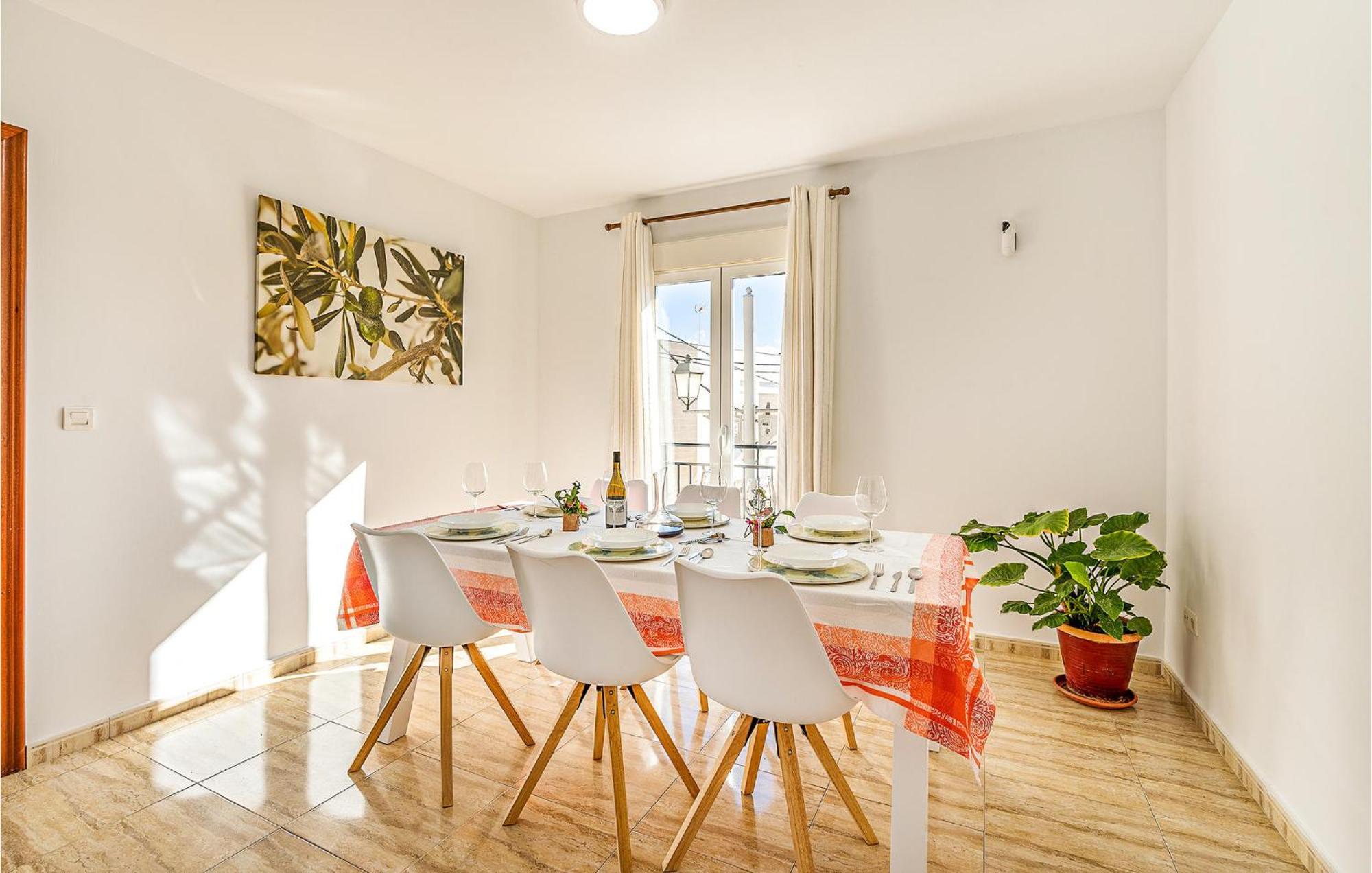 Stunning Air Conditioned House