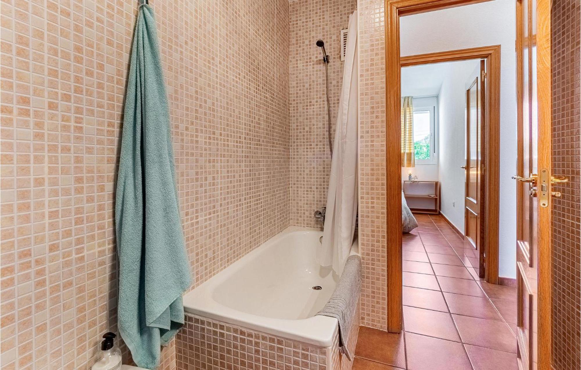 Stunning In With Kitchen Holiday home *