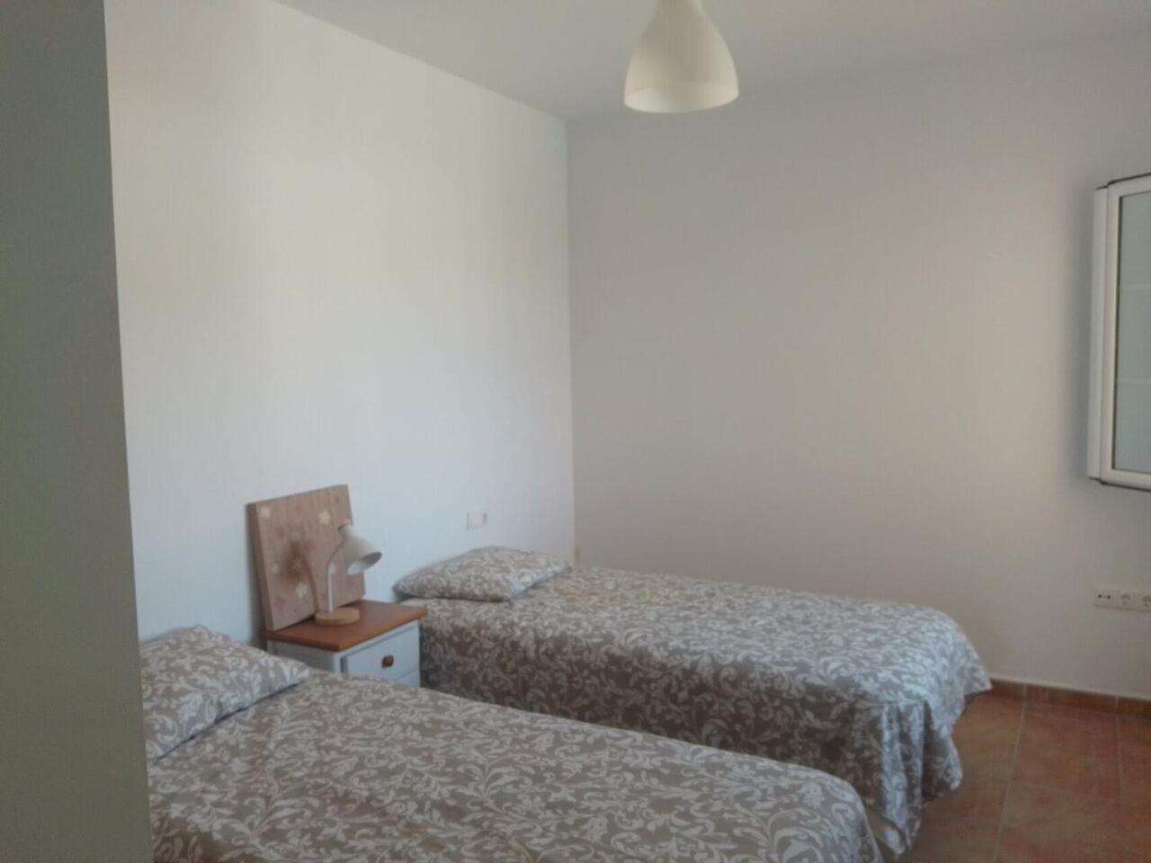 Cariatiz - R055 - 3 Bedroom - Sleeps 6 Sorbas