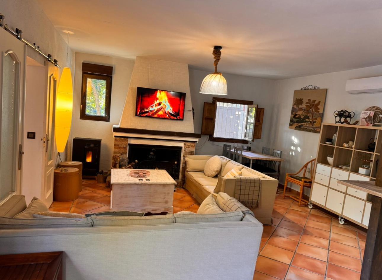 Casa De Adonay *