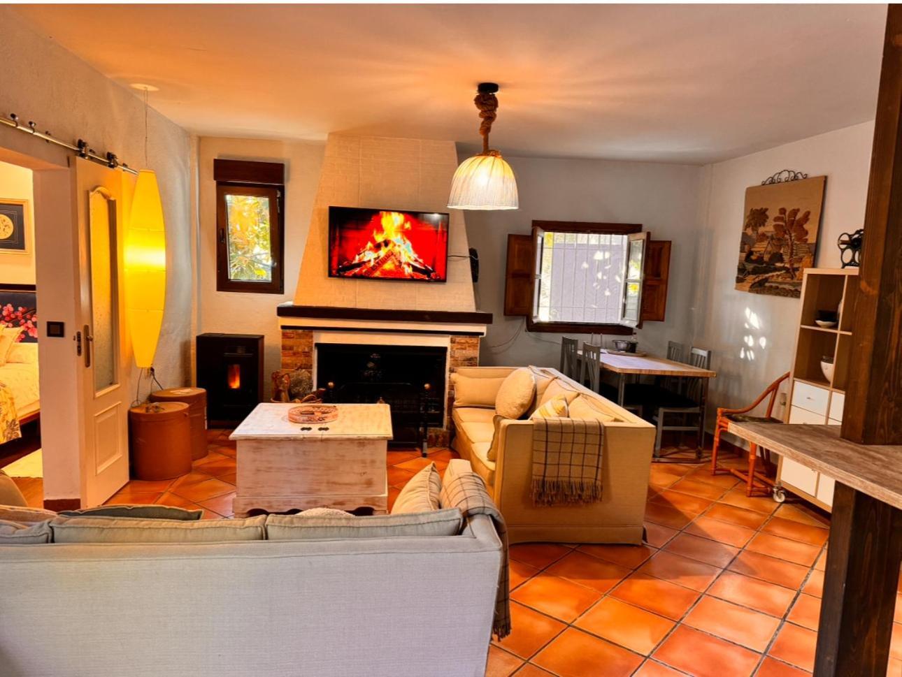 Casa De Adonay