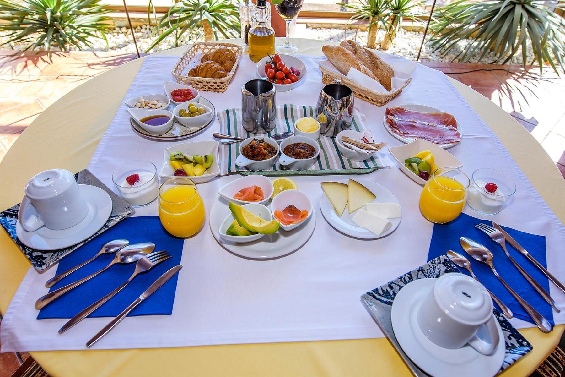 Family Hotel