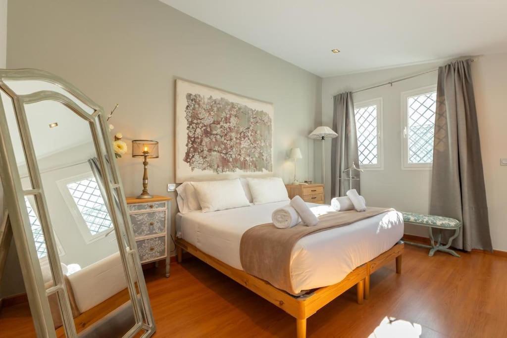 Quevedo Deluxe Penthouse By Valcambre * Sevilla