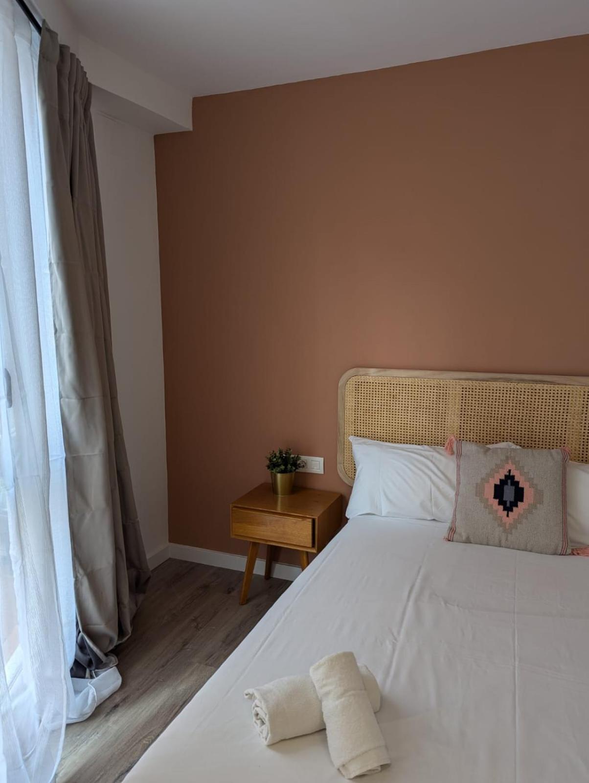Caliu Barcelona - Fira Apartamento *