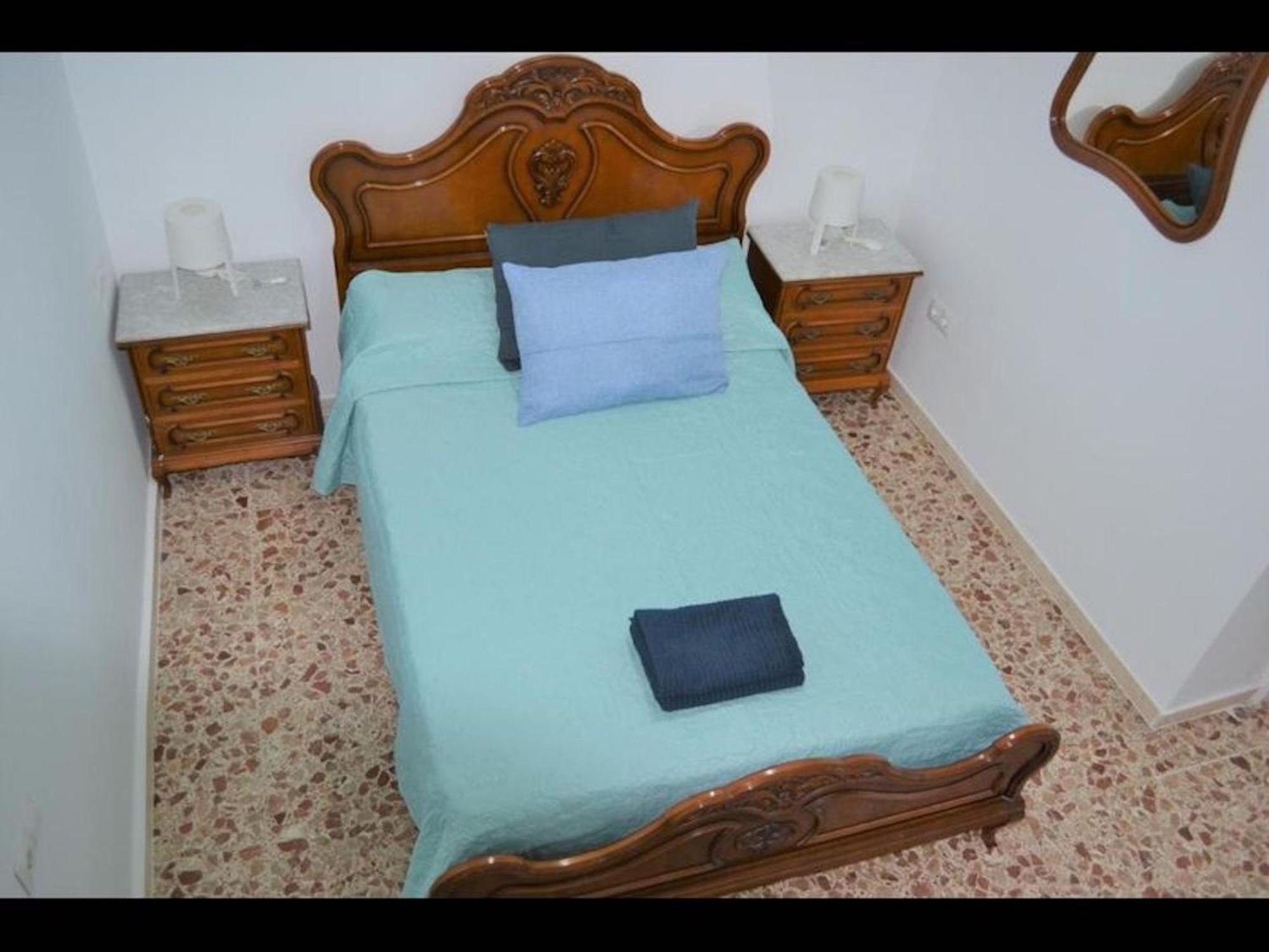 1 Bedroom And Modern Ideal For The And Centre Apartamento *
