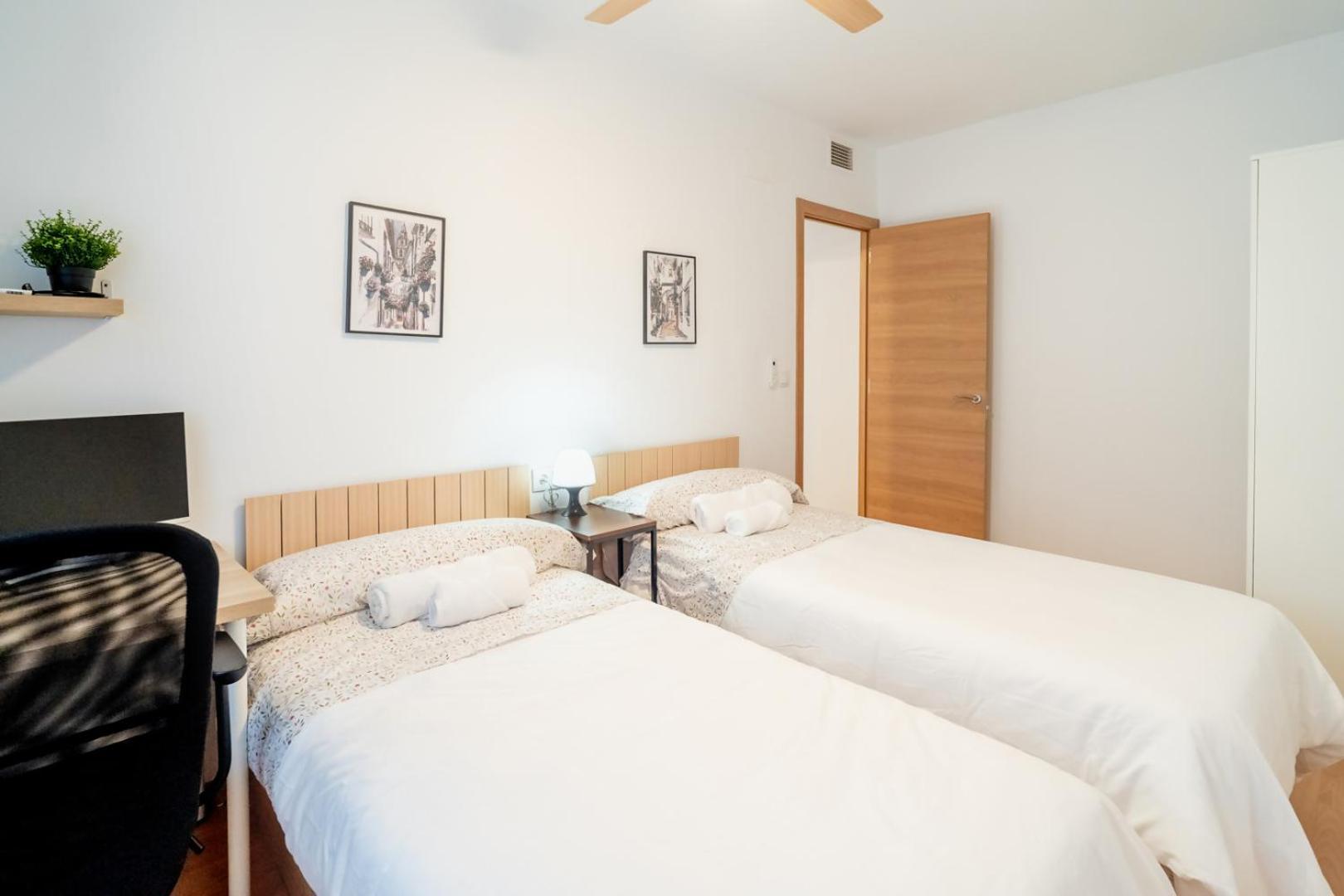 A 15 Minutos De La Juderia Con Parking Apartment