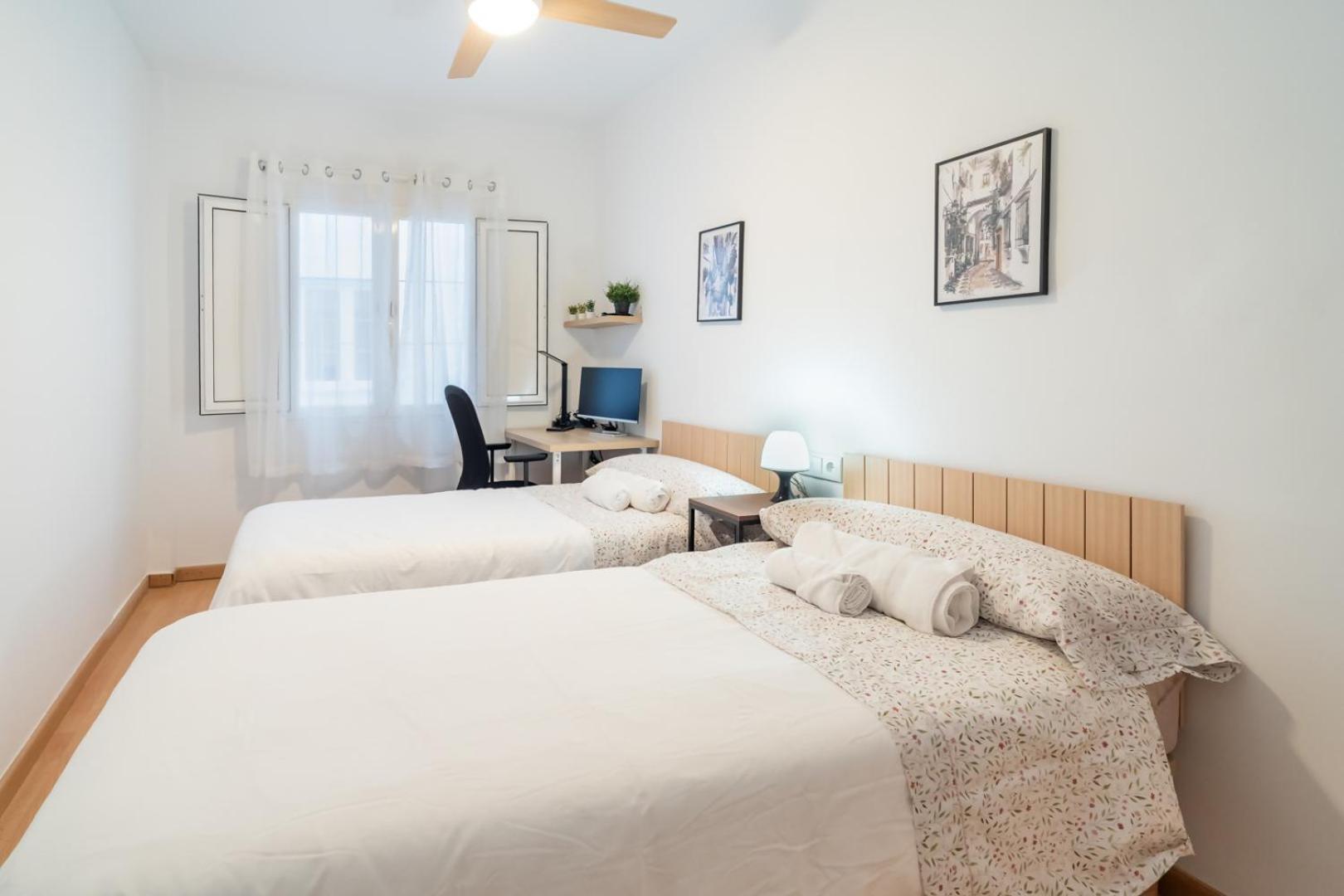 A 15 Minutos De La Juderia Con Parking Apartment
