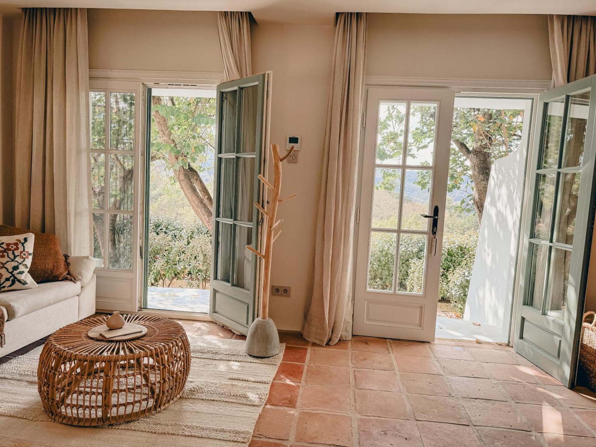 Viluz - Wellbeing Marbella Bed and breakfast