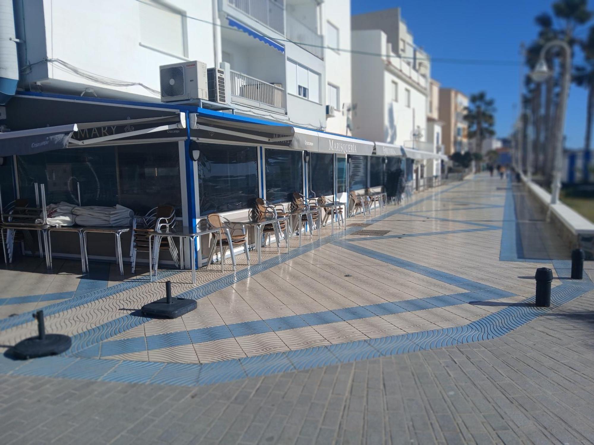 Urbanizacion Bahia, Mezquitilla * Algarrobo Costa