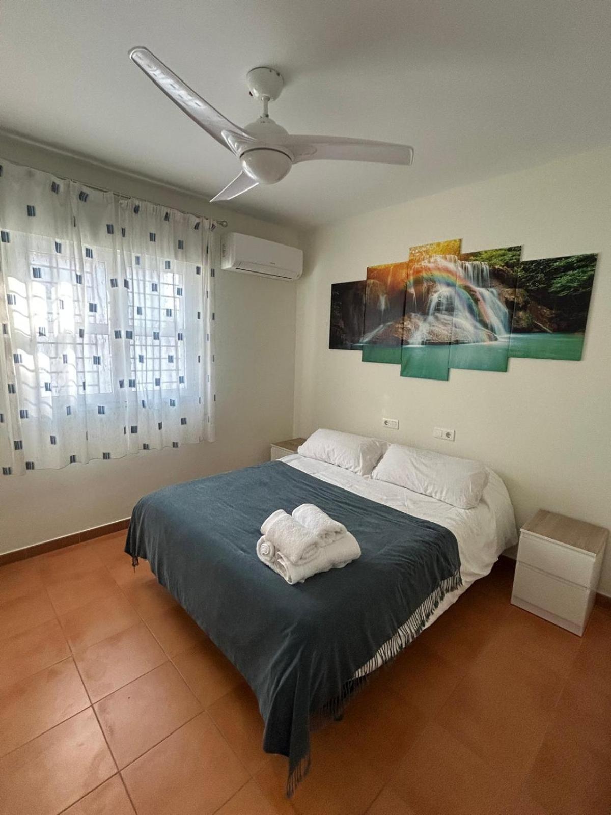 Relax, Family, Telecommuting & Private Pool Velez Malaga