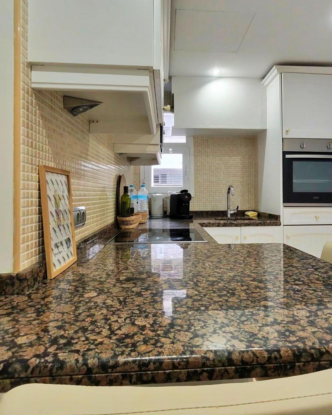 Modern 1Br Walk To Beach, Casino & Puerto Banus Apartamento Marbella