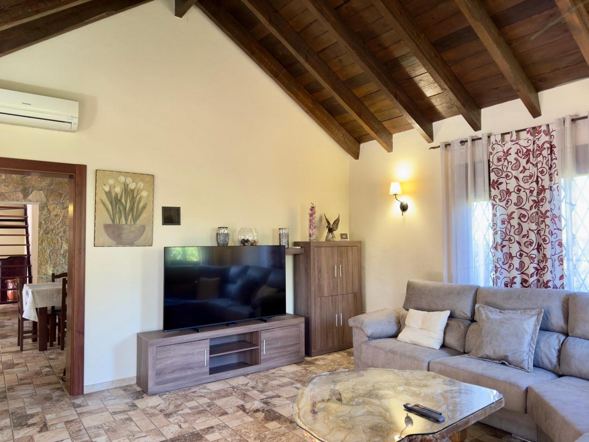 Erythrina Villa *