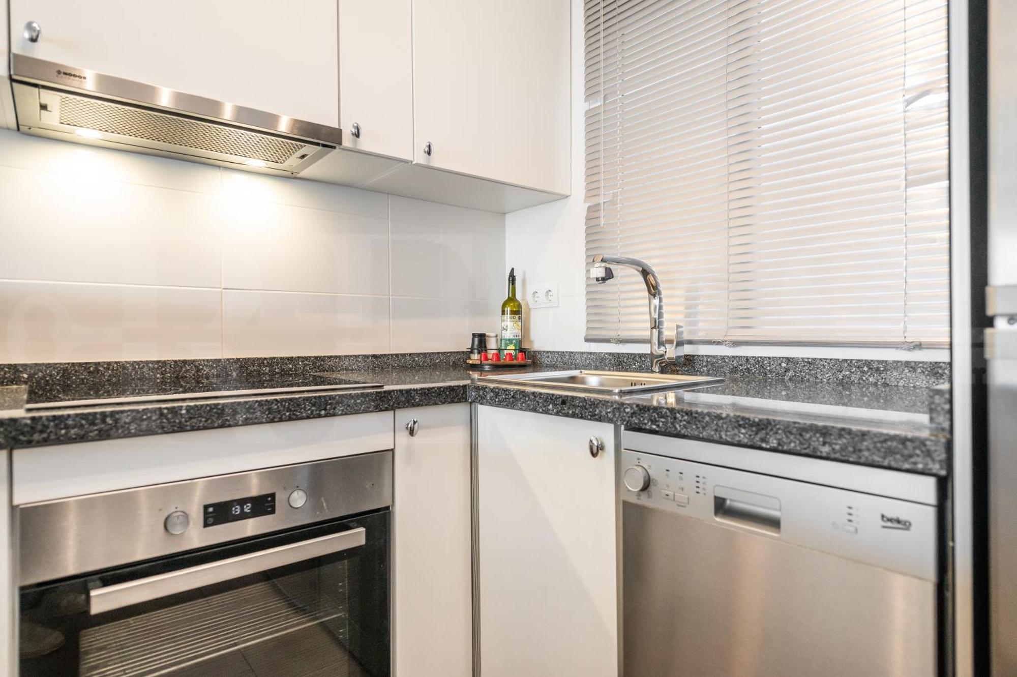 Pool, Sea Views & Parking By Rems Apartment Mijas