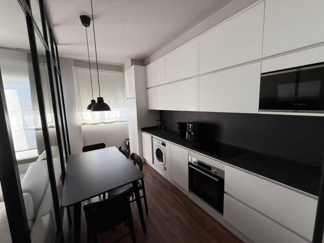 Apartamento Moderno Piso Centrico Y Equipado *