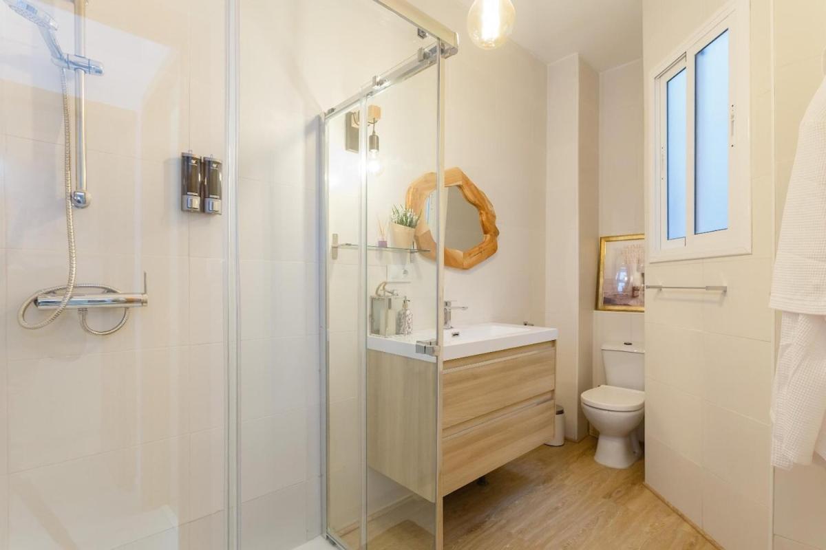 Apartamento Precioso Piso En Playa Caleta