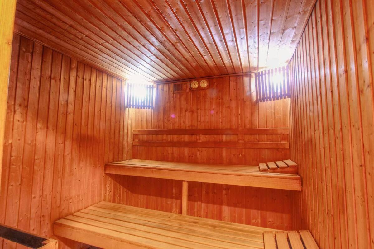 Spacious With 3 Pools & Gym Apartamento