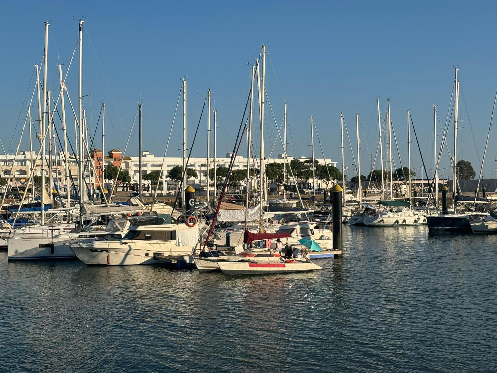 Apartamento Costa Esuri, *