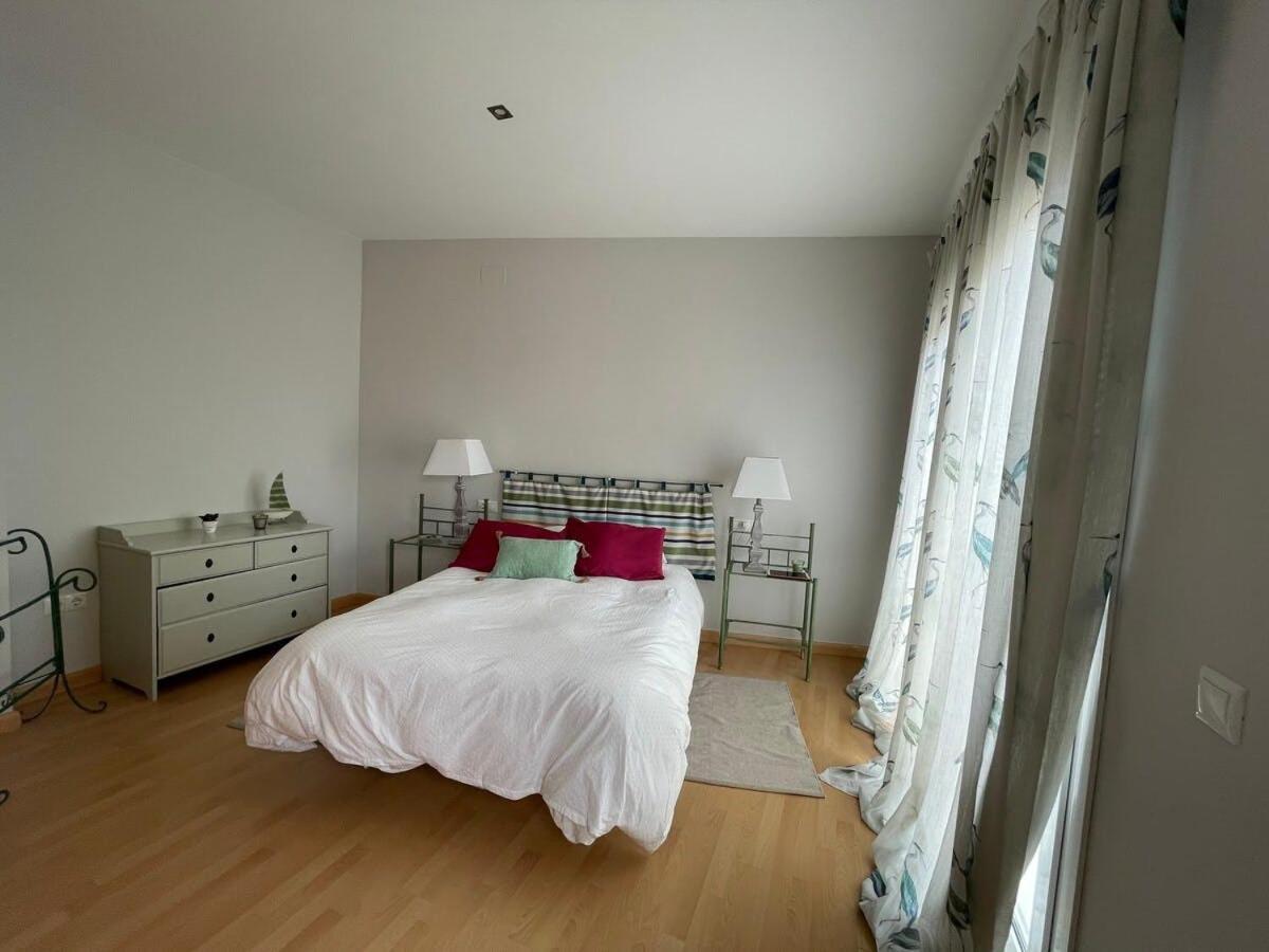 Apartamento En Centro Comercial Redes *