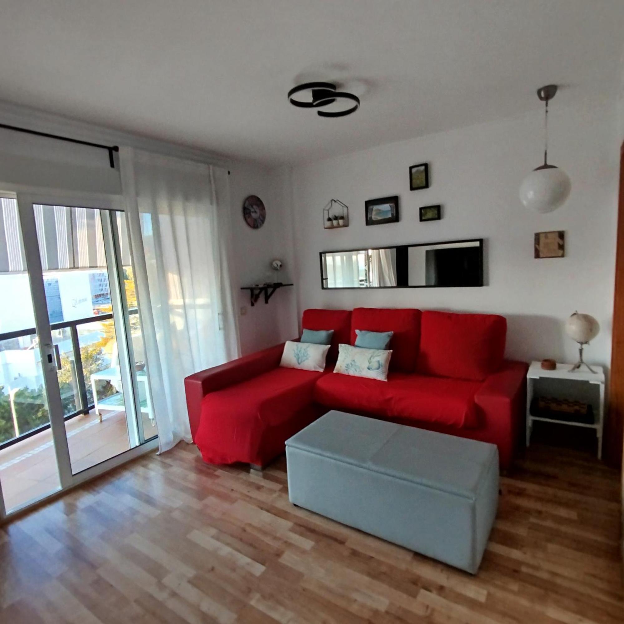 Apto. Residencial En Con Piscina. *
