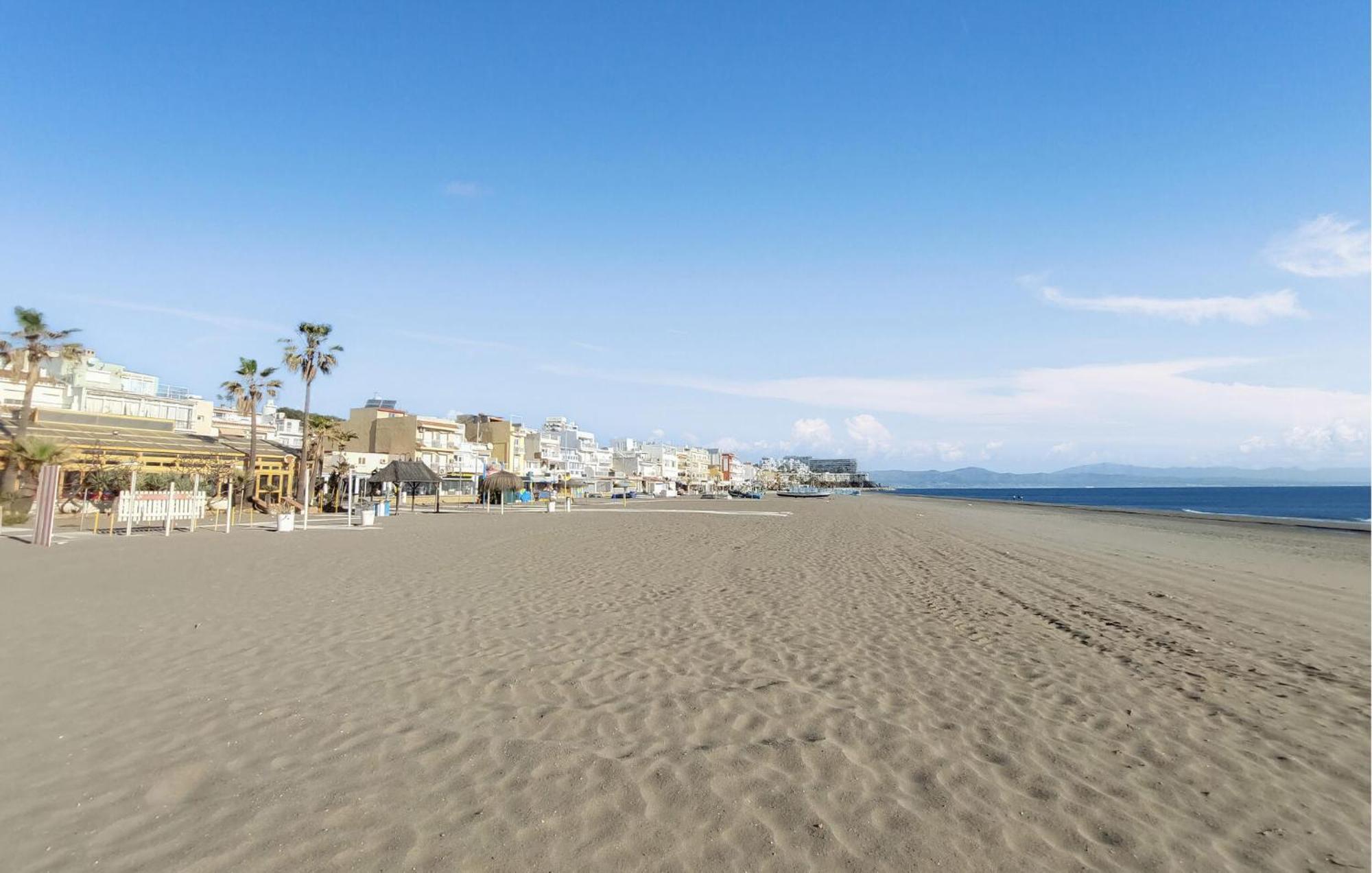 Apartment 2 Bedroom Amazing In Torremolinos
