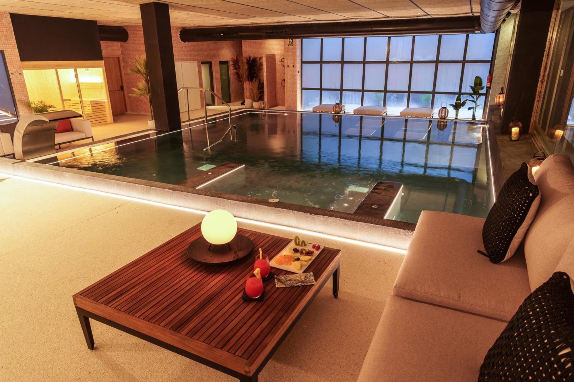 Hotel Azz Valencia Congress & 4*