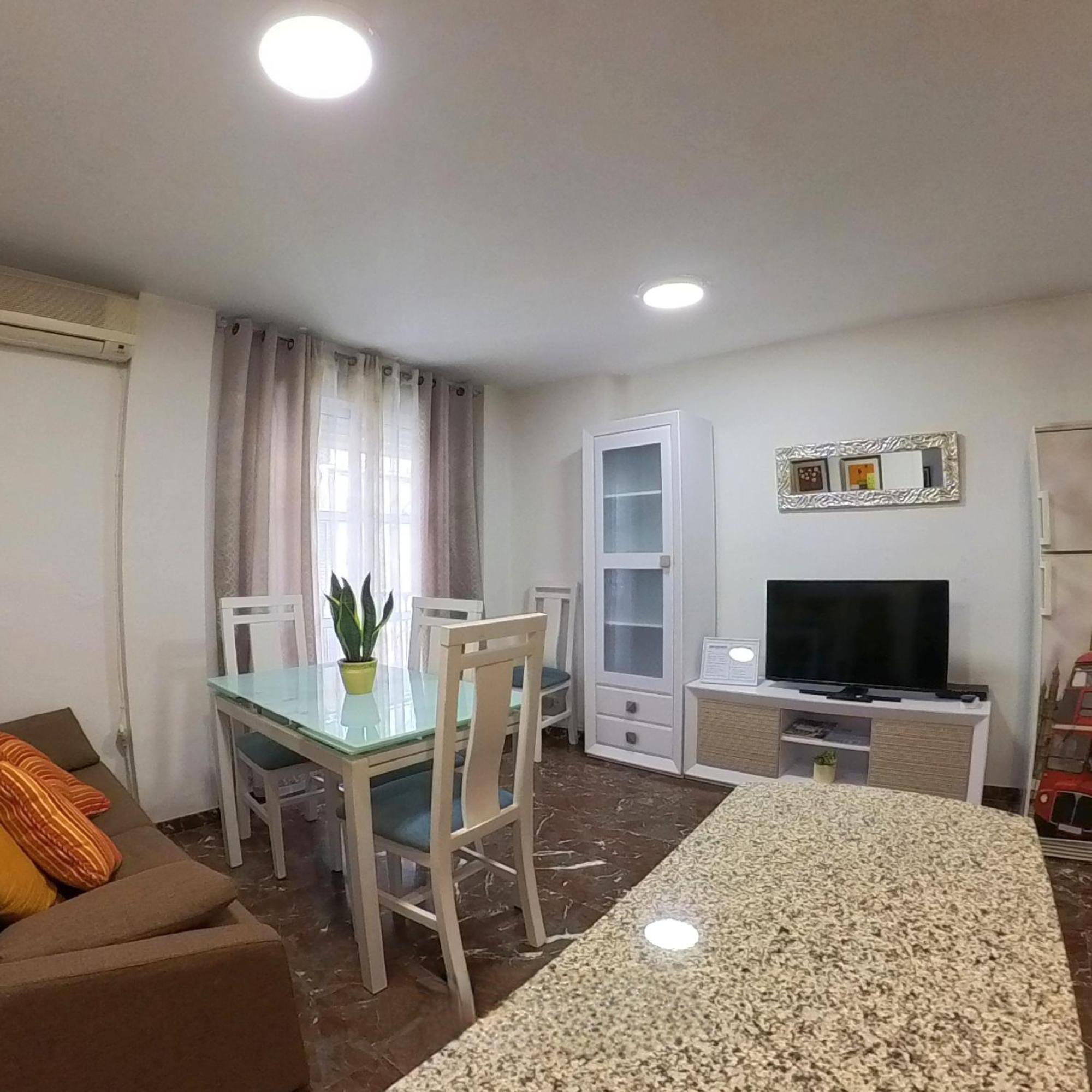 Garcia Requena Apartamento *