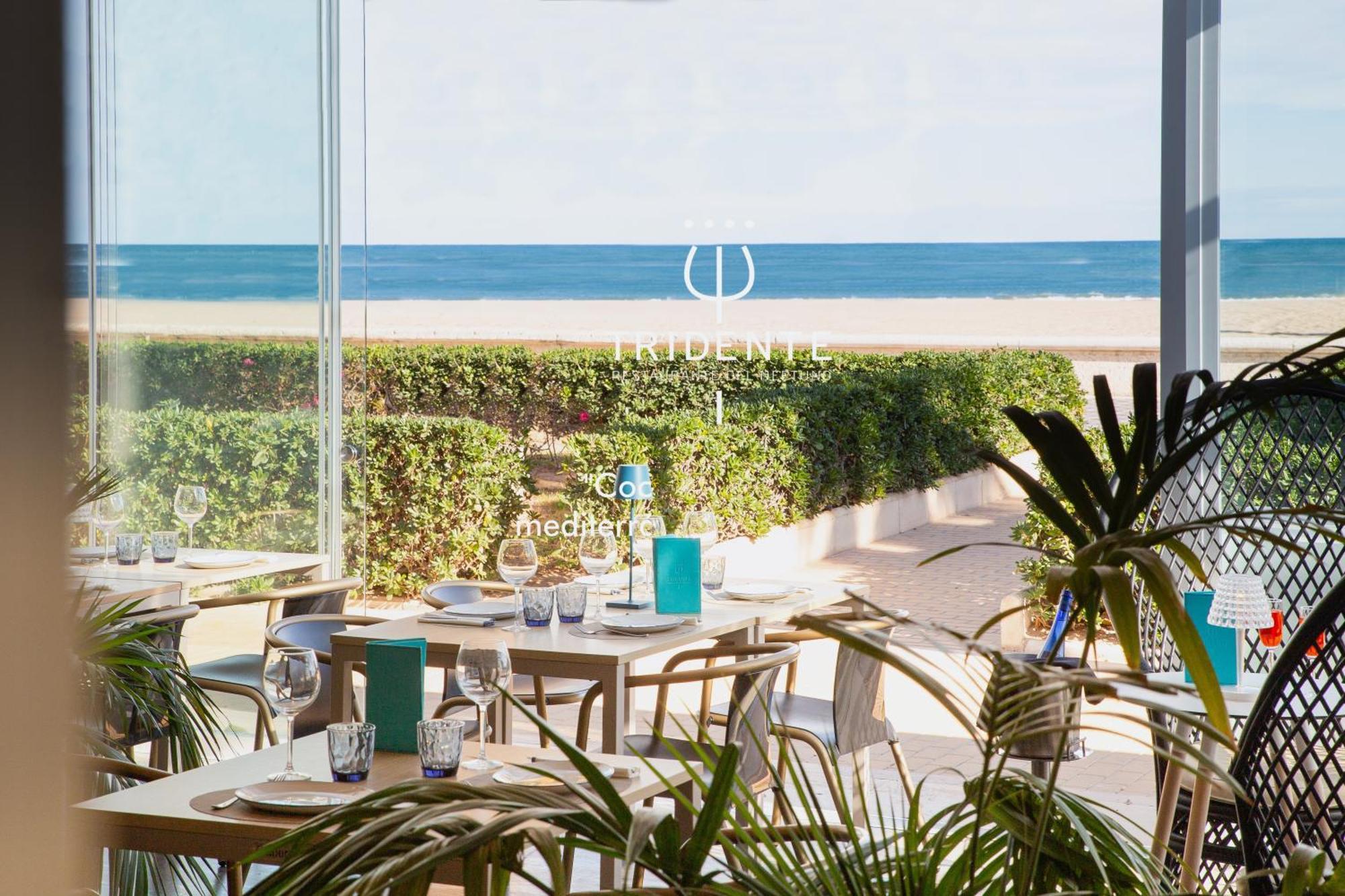 Neptuno Playa & Hotel Valencia