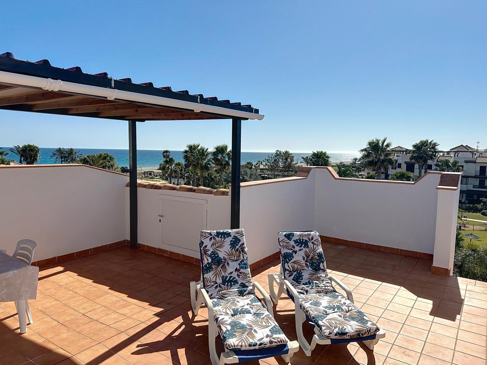 ático En 1º Línea Con Impresionantes Vistas Al Mar Apartamento
