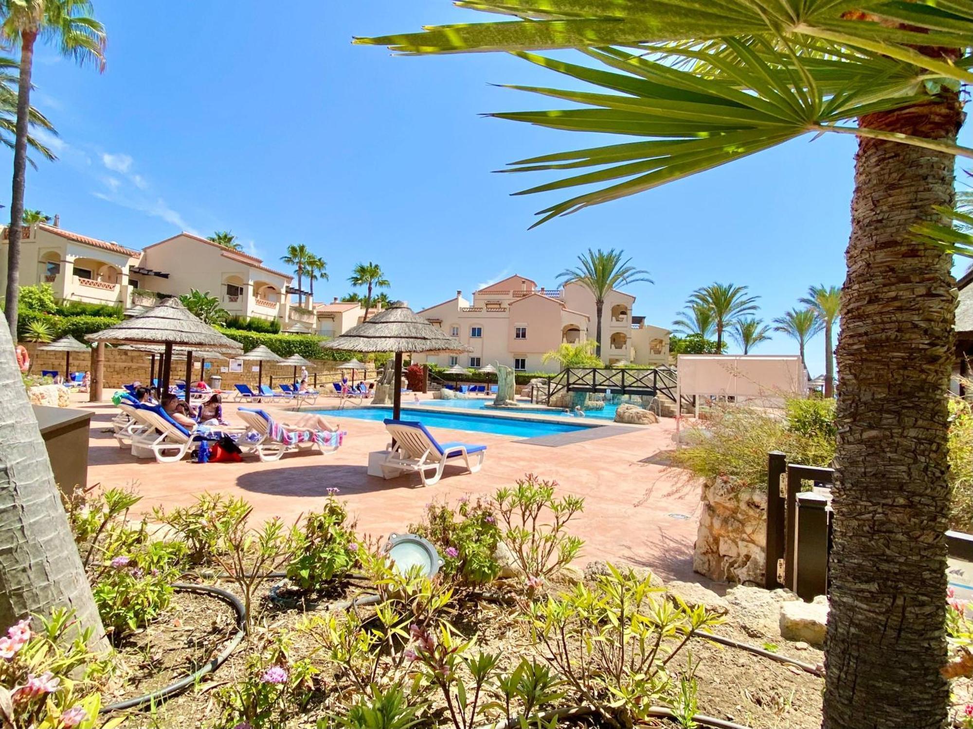 Marina Iv Moderno En Primera Linea De Playa Bbq Piscinas Y 2 Terrazas Apartamento