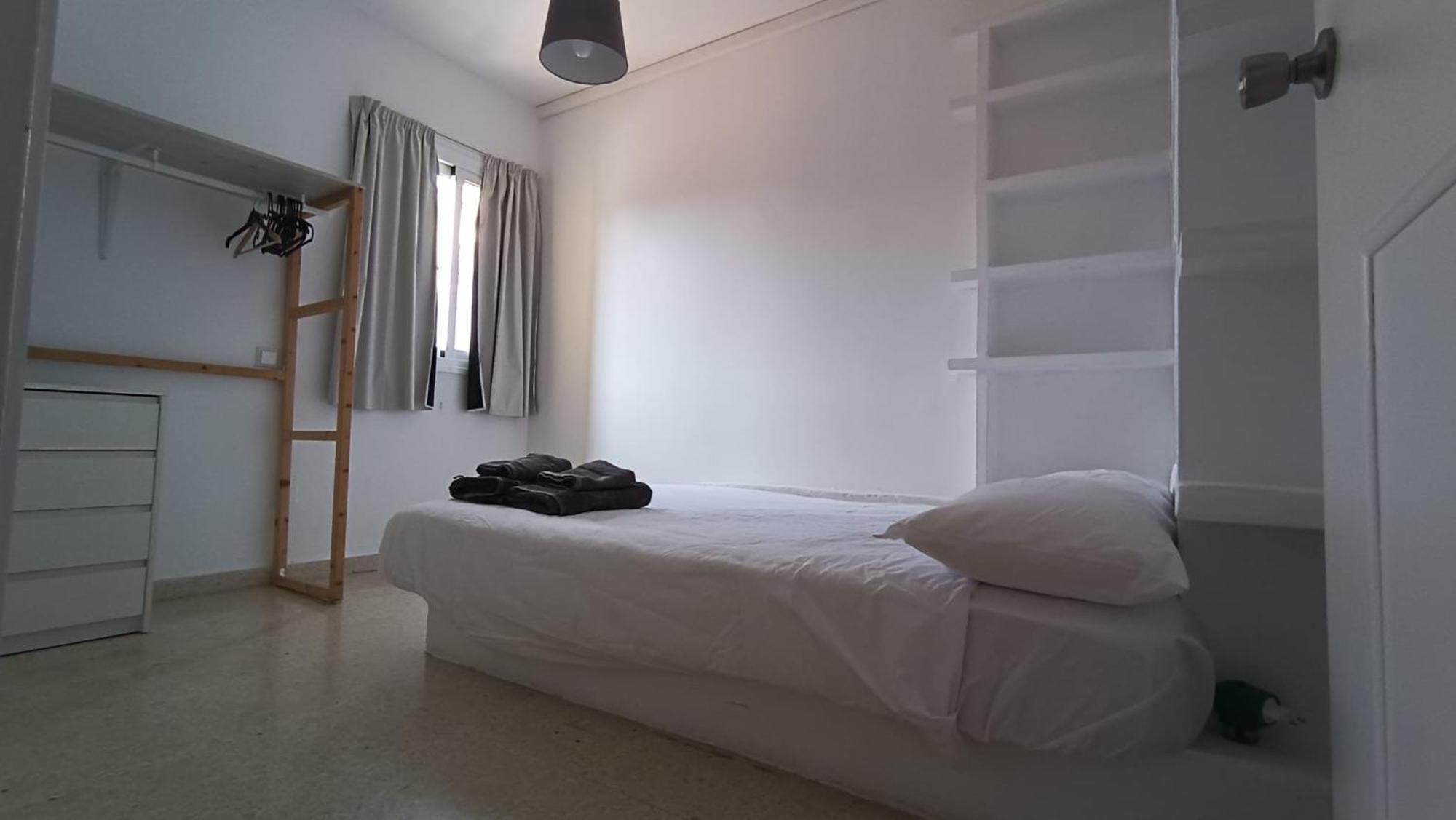 Excellent Choice, Beach, Pool, 150 Qm, All Rooms Air-Conditioning, 1-8 Guests, Families Fuengirola