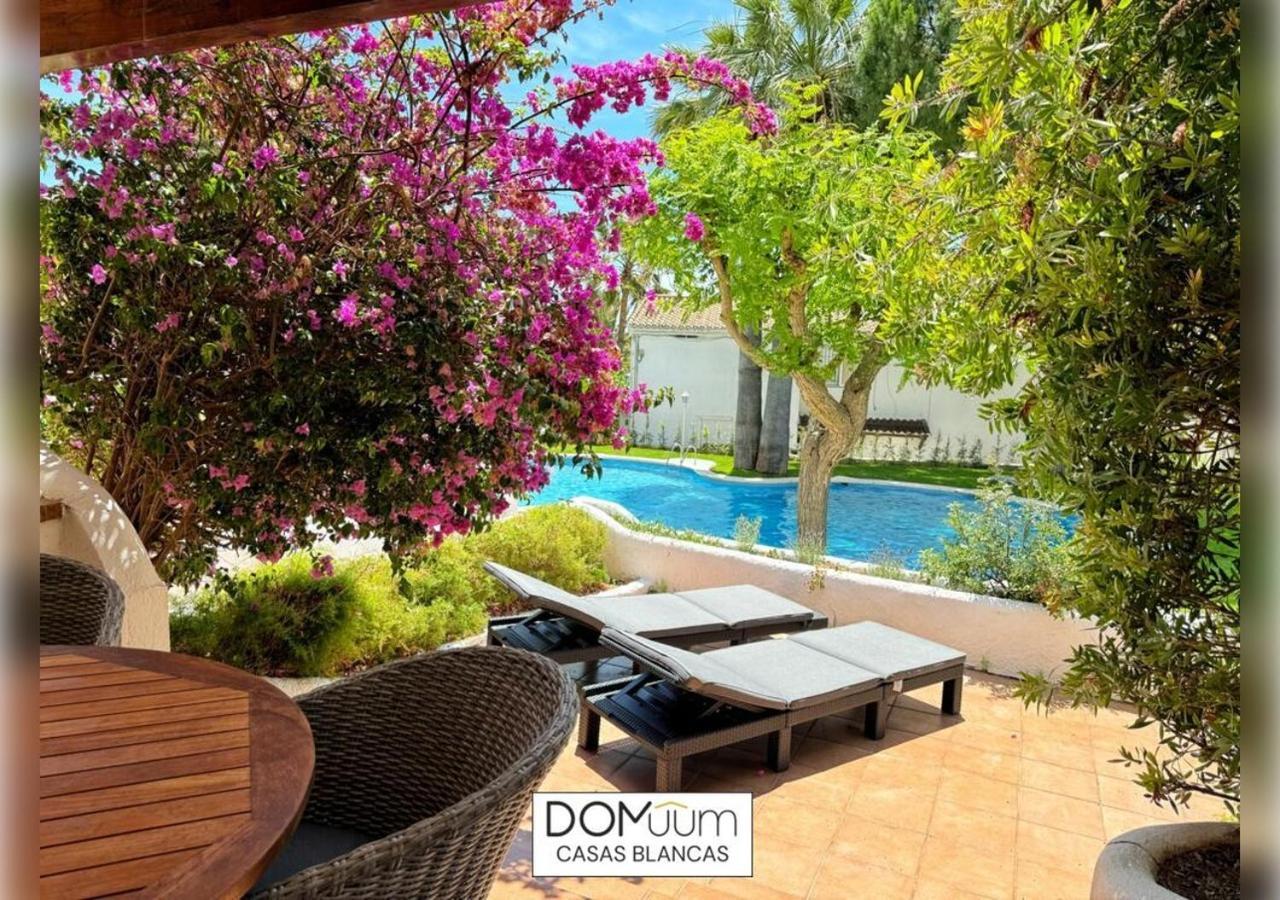 Apartamento Domuum Holidays - Casas Blancas *