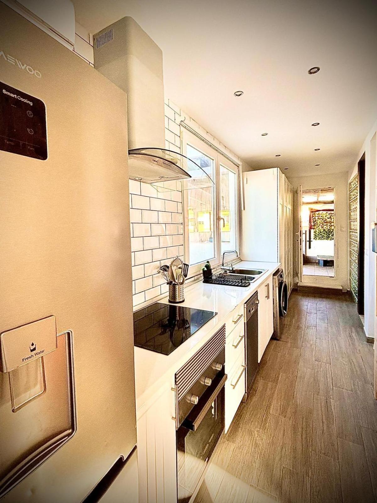 Apartamento Estudio Con Terraza En La Linea Centro Studio103 La Línea de la Concepción