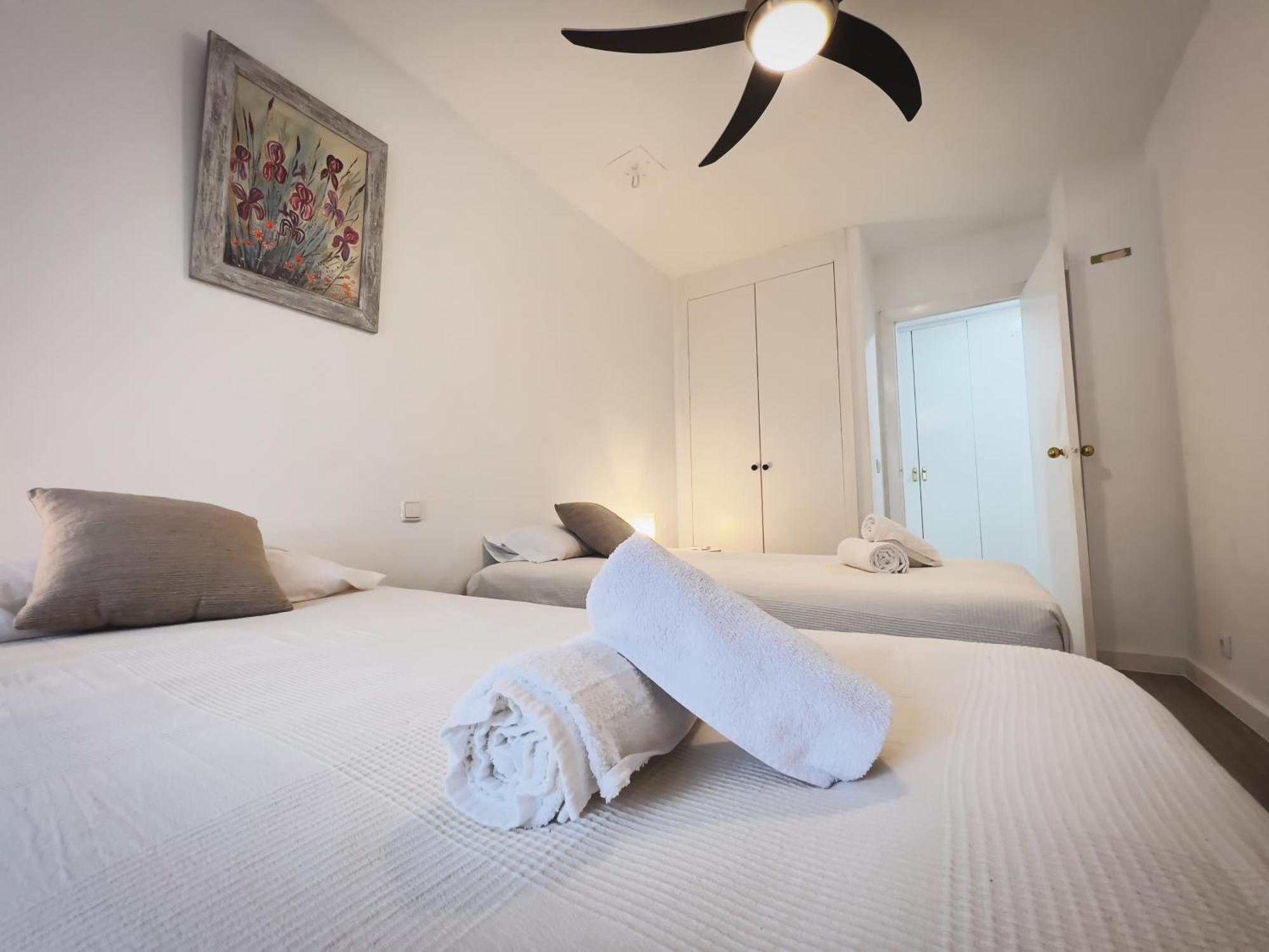 Mrv Centro Piscina Y Parking Apartment Torremolinos