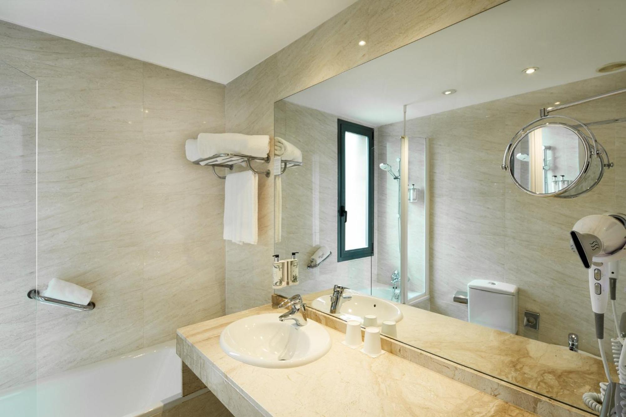 Sercotel Cornella Barcelona Hotel
