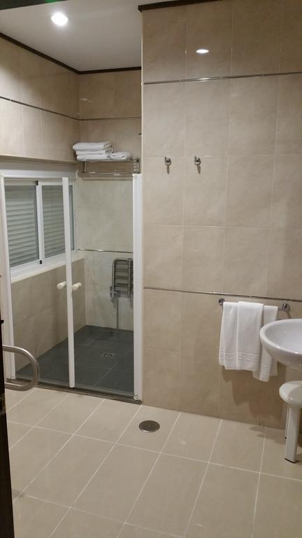 Hotel León 2*