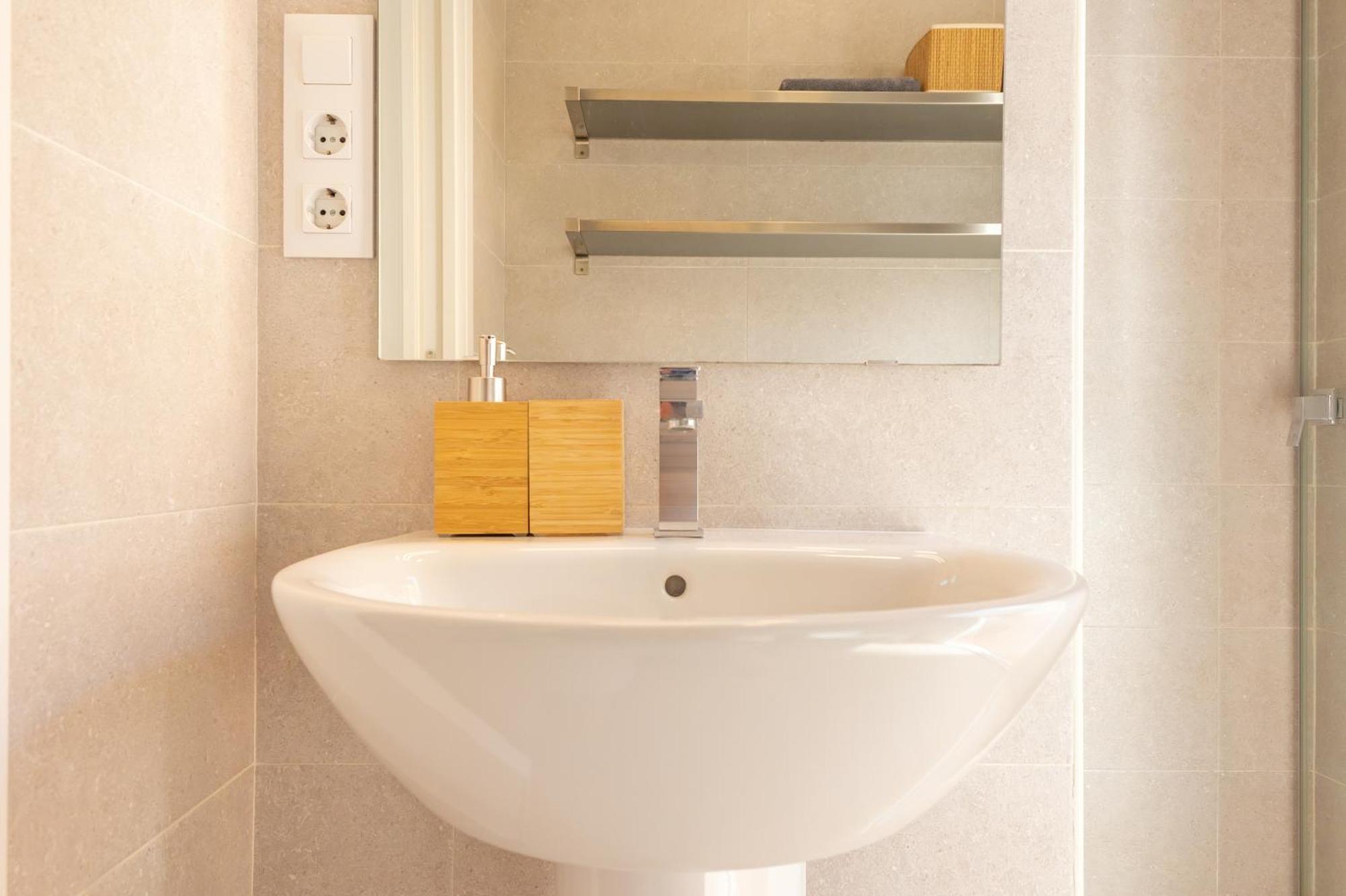 Charming 2 Bedroom At Iconic Triana Neighborhood By Ocityzen Apartment Seville