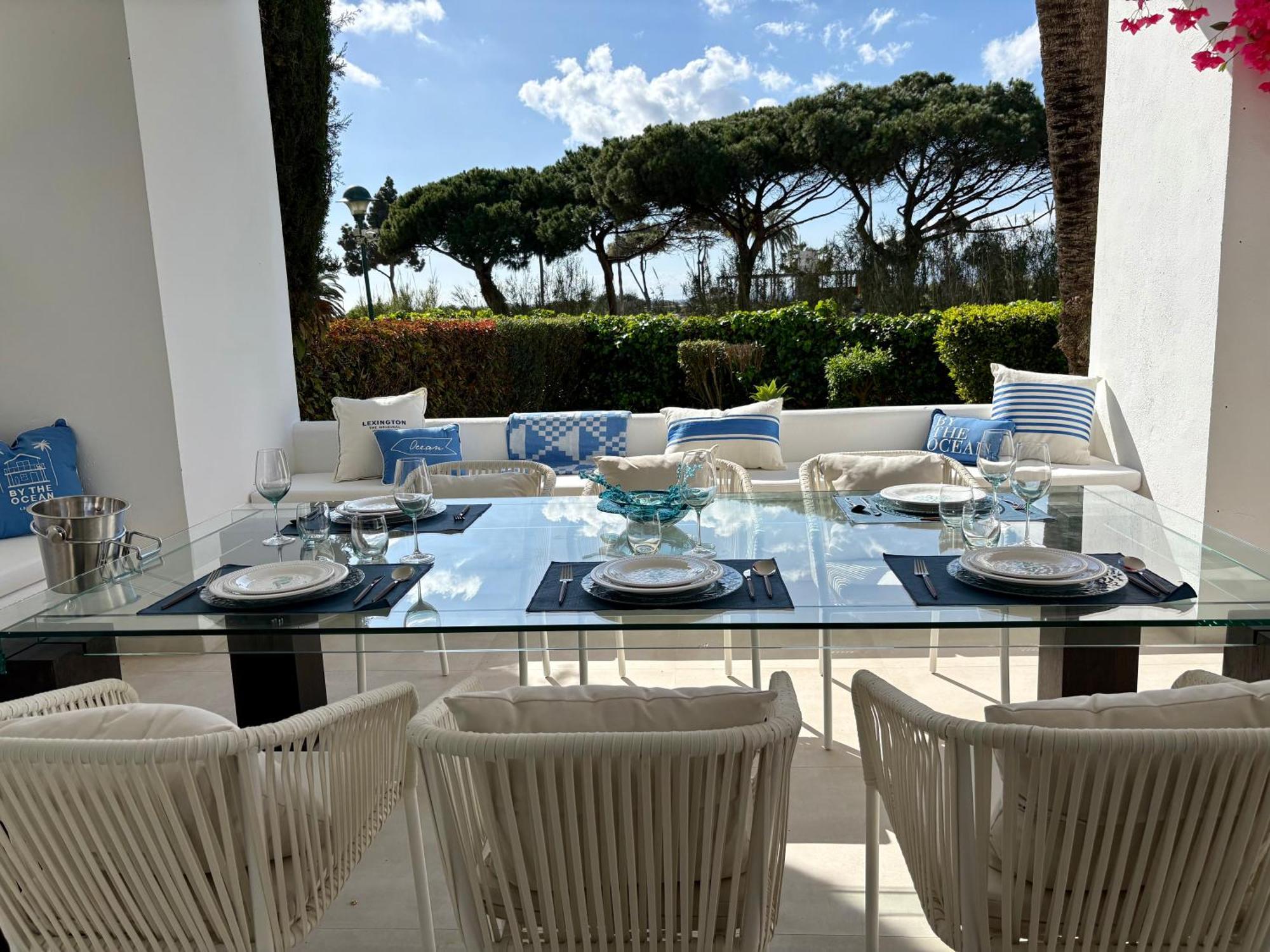 Monteros Palm Beach, Private Garden, Front * Marbella