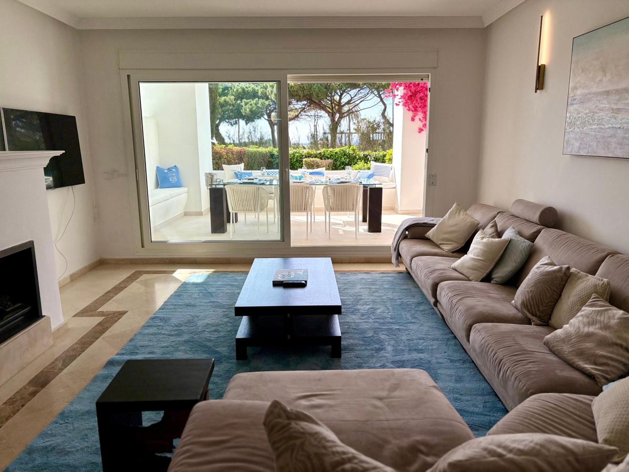 Monteros Palm Beach, Private Garden, Front Apartamento *