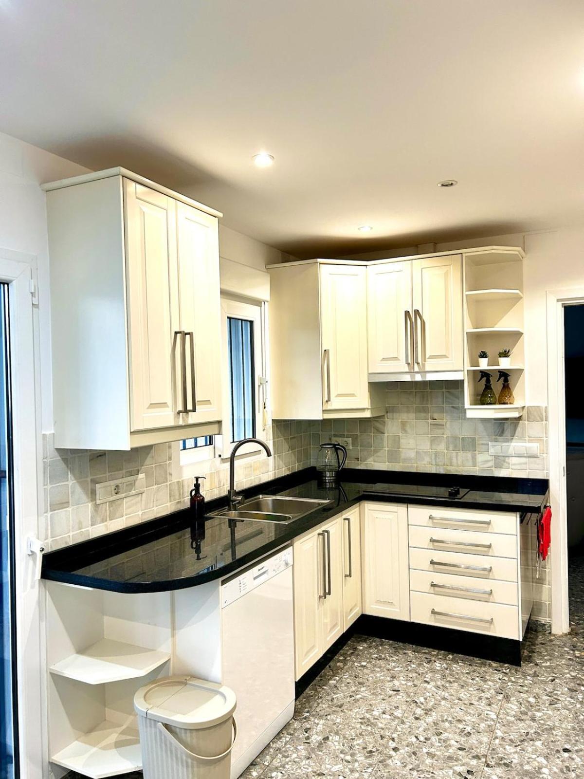 Apartamento Lomas Del Sol In Mit Meerblick Benajarafe