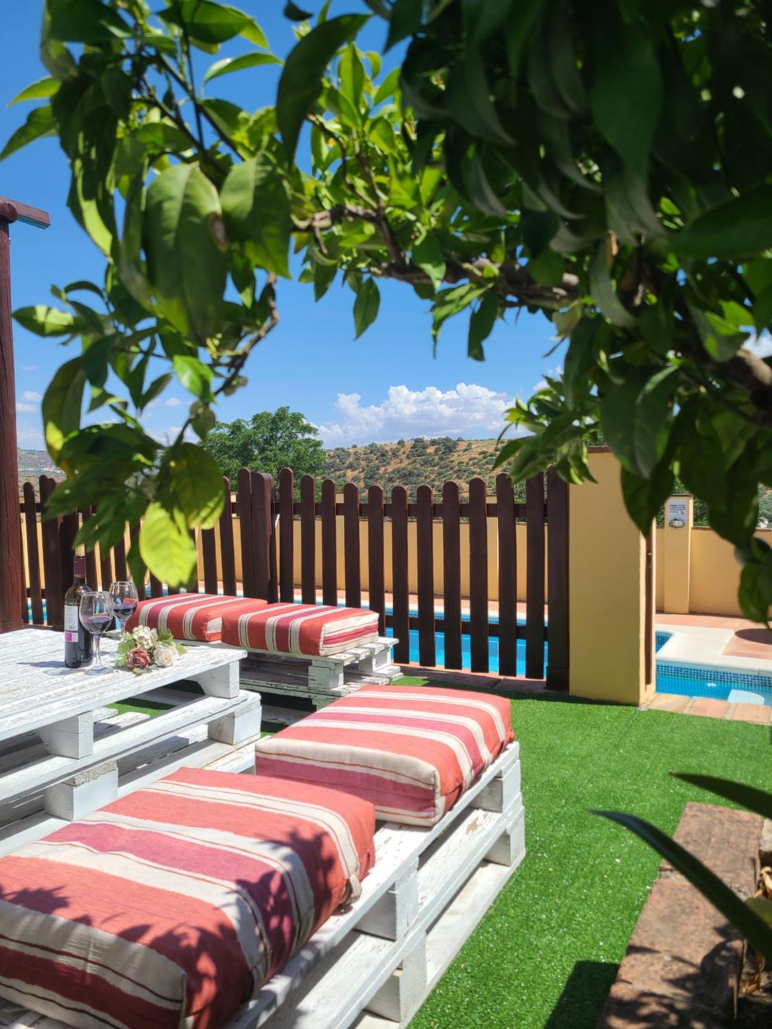 Apartahotel Cortijo Molino Justos 3*