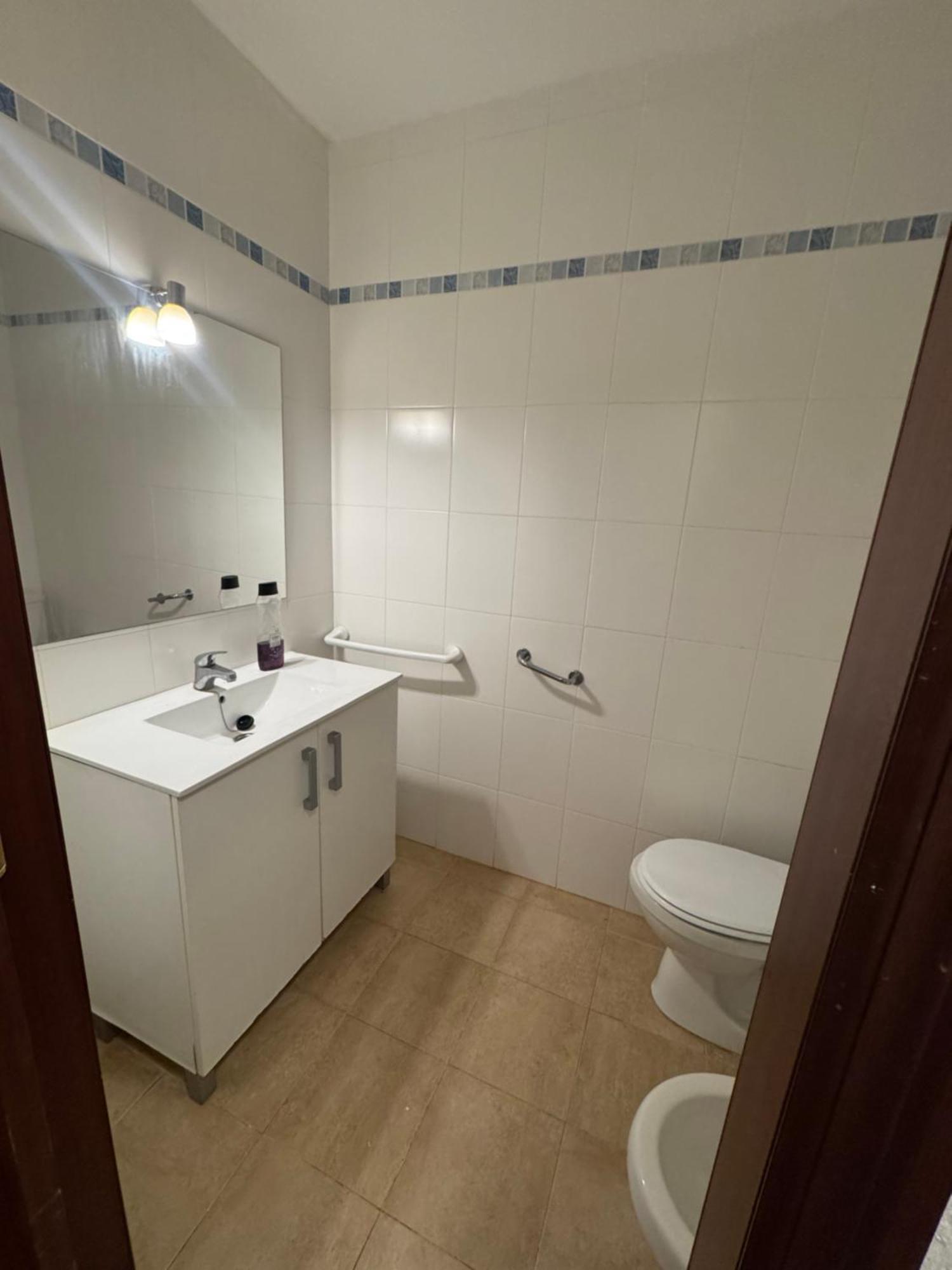 Apartamento En Jerez Bano Compartido *
