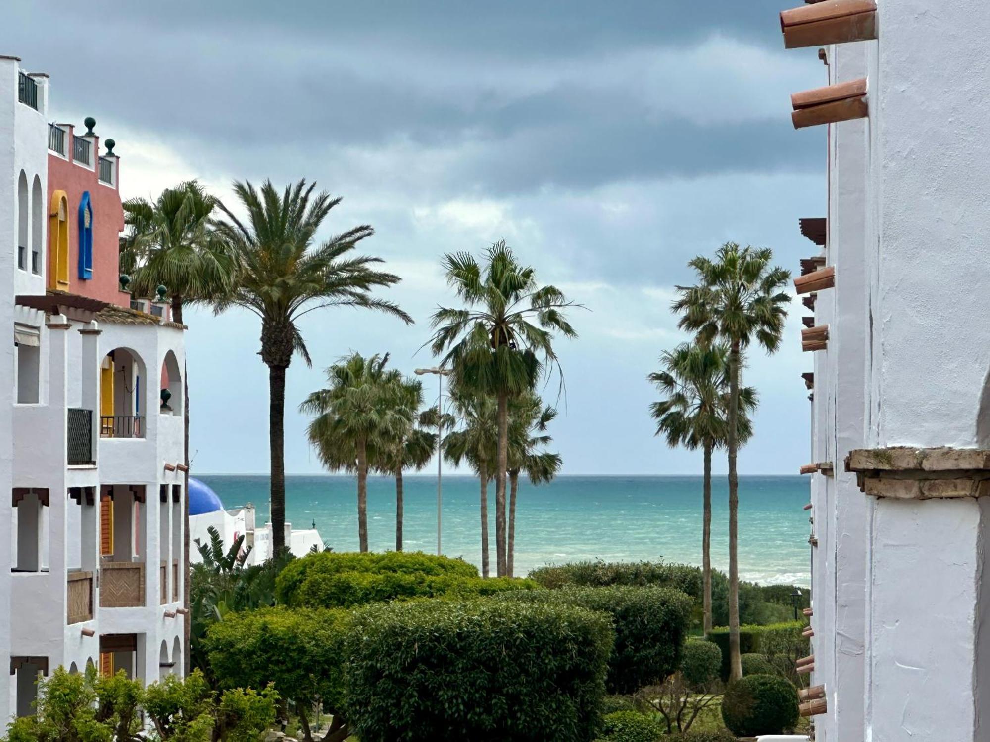 Marina Zahara Zahara de los Atunes